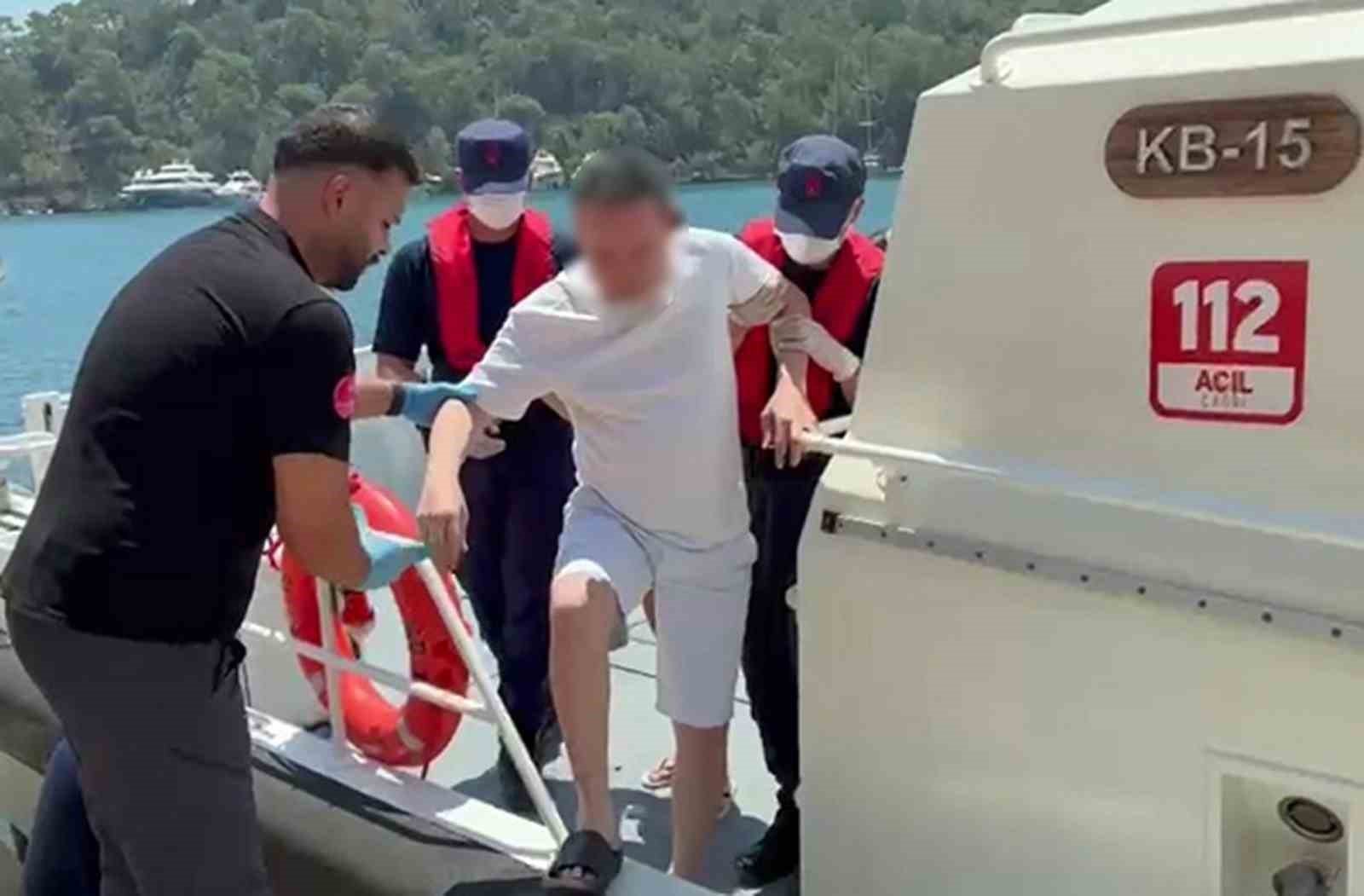 ozel-teknelerde-rahatsizlanan-iki-vatandasa-tibbi-tahliye-zNjURHlM.jpg