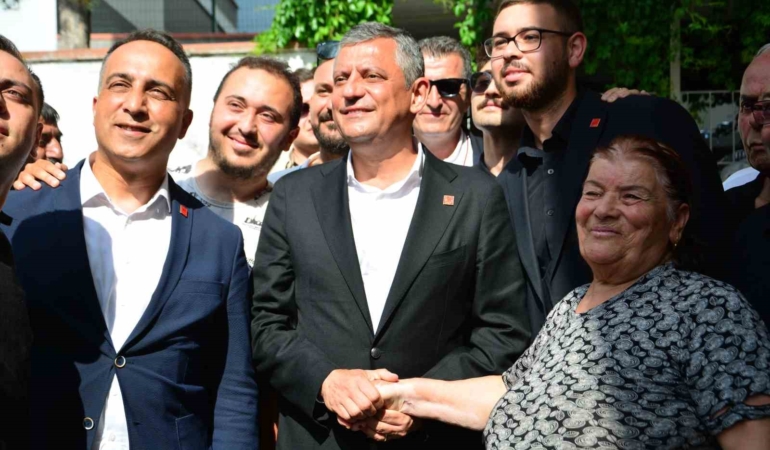 ozgur-ozelden-eski-milletvekili-koseye-bassagligi-ziyareti-NNNJQgzG.jpg