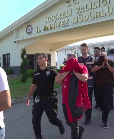 paravan-sirketlerle-milyarlarca-liralik-bahis-agina-darbe-101-tutuklama-pss2lOe8.jpg