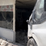 pikapla-carpisan-minibus-kiraathaneye-daldi-1-olu-3-yarali-9Buhy7Ne.jpg