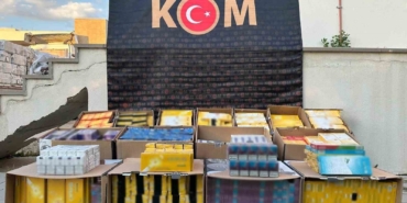 polis-durdurdugu-tirda-13-bin-140-paket-gumruk-kacagi-sigara-ele-gecirdi-5SPQa3rW.jpg