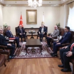 rusyanin-turkiye-buyukelcisi-vershinin-diyanet-islere-baskani-arpagus-ile-bir-araya-geldi-wPlIaEeR.jpg