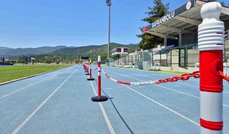 safranbolu-atletizm-pistinde-yeni-kulvar-duzenlemesi-7hwsNBCW.jpg