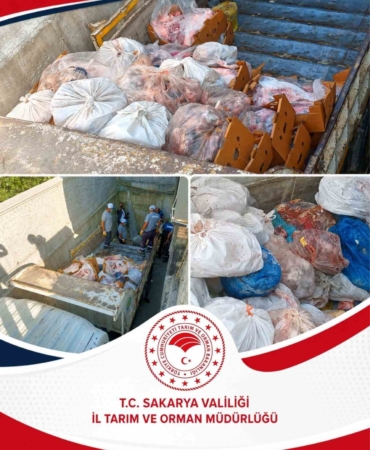 sakaryada-bir-isletmede-5-bucuk-ton-etiketsiz-et-ele-gecirildi-UZb38p8R.jpg