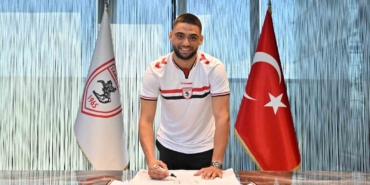 samsunspor-bilal-bayaziti-kadrosuna-katti-8t6k1tRP.jpg