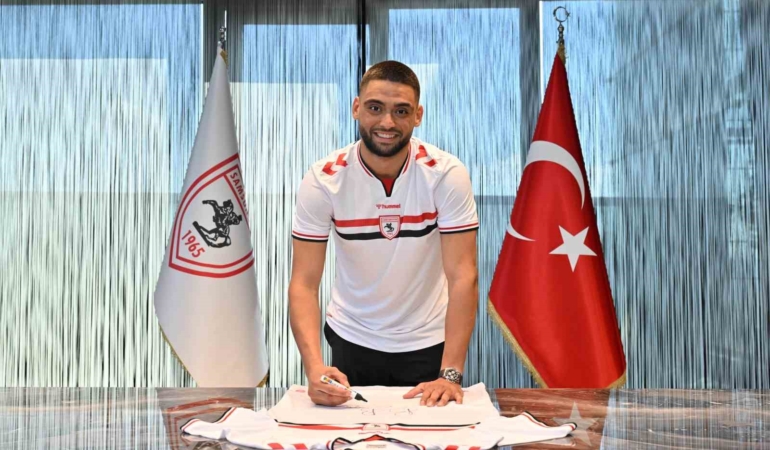 samsunspor-bilal-bayaziti-kadrosuna-katti-8t6k1tRP.jpg