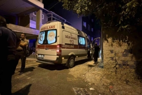 sevgilisi-ile-tartisip-kendini-bicaklamaya-calisan-sahis-ekipleri-harekete-gecirdi-YfuF6qvR.jpg