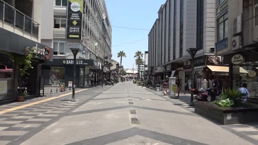 sicak-ve-nemin-bastirdigi-mersinde-vatandaslar-bici-biciyle-serinliyor-my6hKKev.jpg