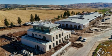 siirt-havalimani-yeni-terminalinde-sona-yaklasildi-8vnQ8qZe.jpg