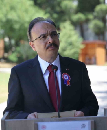 siirt-valisi-kemal-kizilkayanin-babasi-hayatini-kaybetti-R5jAONIq.jpg