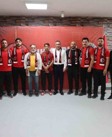 sungurlu-belediyespor-milli-gurescileri-tek-cati-altinda-topladi-nhDaeLJ6.jpg