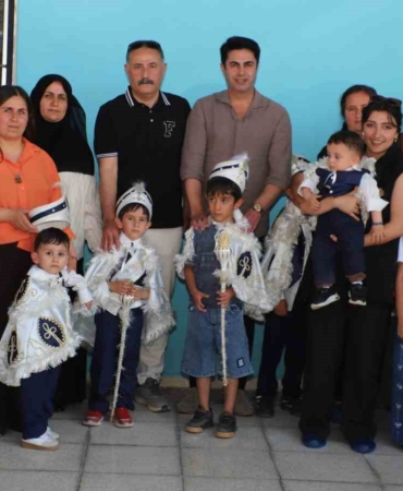 sunnet-olacak-cocuklar-gonullerince-eglendi-fwigvQFb.jpg