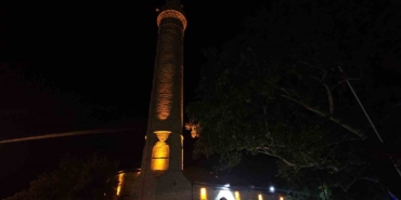 tarihi-harput-mahallesinde-gece-guzelligi-WNk2lhvv.jpg