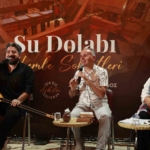 tarihi-su-dolabinda-neset-ertas-turkuleri-seslendirildi-Al1x7QIi.jpg
