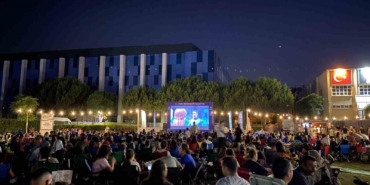 tekstil-park-ve-mimar-sinan-parkta-acik-hava-sinemasi-keyfi-TnDiVQHS.jpg