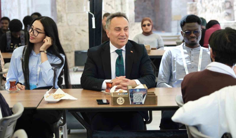 togude-yunus-emre-enstitusu-yaz-okulu-programi-basladi-QdUSZeED.jpg