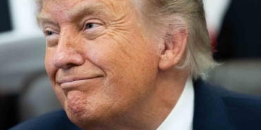 trump-netanyahu-patronun-kim-oldugunu-biliyor-8HLeJahc.jpg