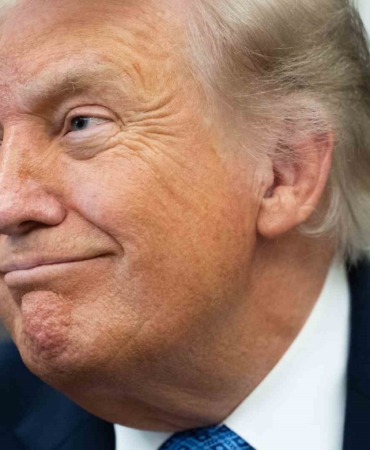 trump-netanyahu-patronun-kim-oldugunu-biliyor-8HLeJahc.jpg