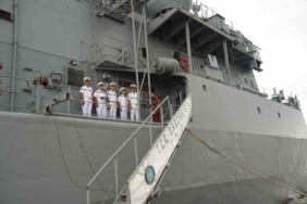 turk-donanmasindan-atlantikin-otesinde-guc-gosterisi-tcg-orucreis-new-yorkta-tV8HYAC3.jpg
