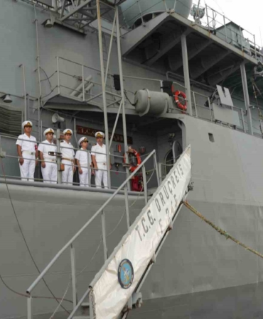 turk-donanmasindan-atlantikin-otesinde-guc-gosterisi-tcg-orucreis-new-yorkta-tV8HYAC3.jpg
