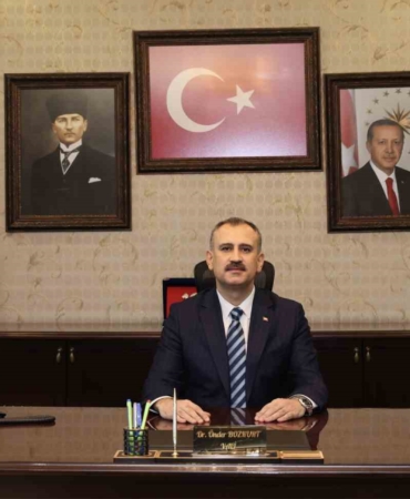 vali-bozkurt-tum-sporseverleri-agriya-bekliyoruz-jtfAUPXj.jpg