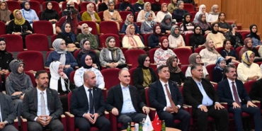 vali-ozkan-gelecek-genclerle-sekillenecek-DEkbAAs2.jpg