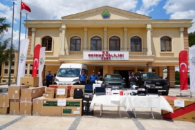 vali-sezer-duzensiz-gocte-edirne-buyuk-olcude-rota-olmaktan-cikti-hlkt4NkO.jpg