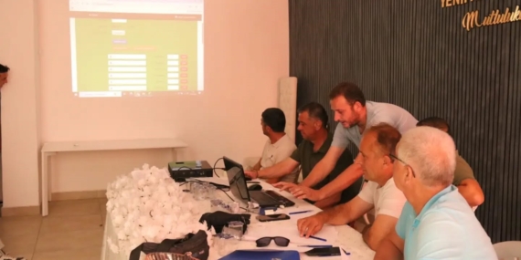 yenipazar-belediyesi-hali-saha-turnuvasinda-fikstur-cekimi-yapildi-9BmKgJ4C.jpg