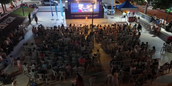 yenipazarda-cocuklar-acik-hava-sinemasinda-bulustu-1NdH1nWr.jpg