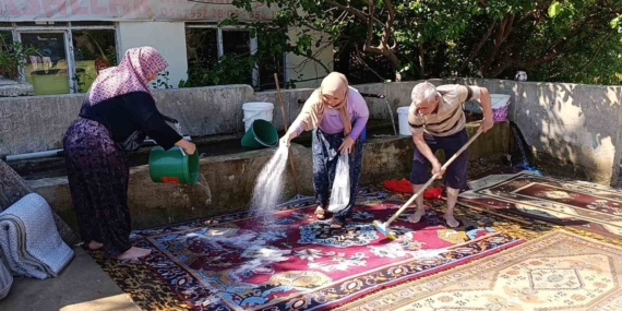 yozgatta-geleneksel-hali-yikama-mesaisi-basladi-xqix8Qmv.jpg