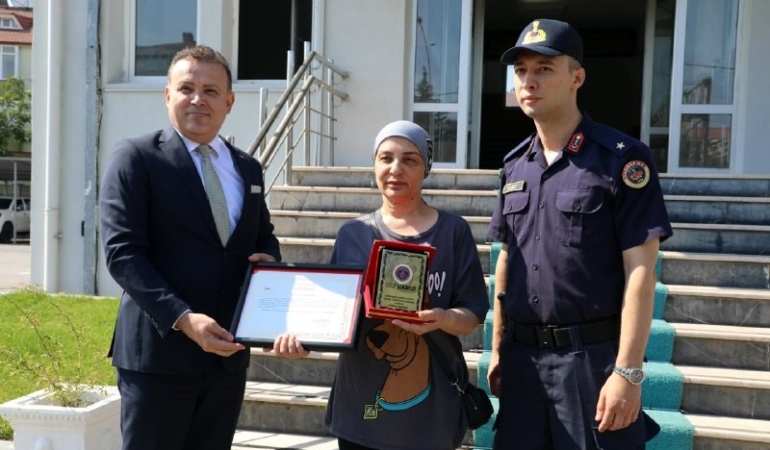 ÇOCUKLUK HAYALİ İÇİN ARSASINI JANDARMAYA BAĞIŞLADI AYNUR BÜYÜK: "MEHMETÇİĞİME FEDA OLSUN"