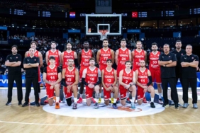 A MİLLİ ERKEK BASKETBOL TAKIMI, DÜNYA KUPASI ELEMELERİNDE LİTVANYA'YI KONUK EDECEK 12 DEV ADAM, LİTVANYA KARŞISINDA DÜNYA KUPASI YOLUNDA AVANTAJ PEŞİNDE LİTVANYA İLE 13. RANDEVU İLK TURDA 6'DA 6