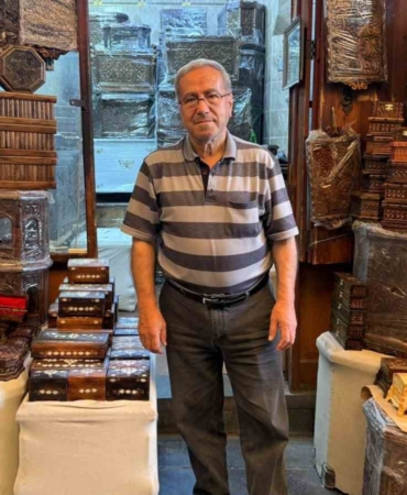 65 Yıldır Gaziantep'te Sandık İşlemeciliği Yapıyor