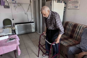 93 yaşındaki Niyazi Vural bakımevine yerleştirildi