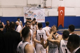 A Milli Erkek Basketbol Takımı yarı finalde Hırvatistan'a yenildi