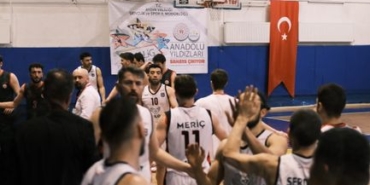 A Milli Erkek Basketbol Takımı yarı finalde Hırvatistan'a yenildi