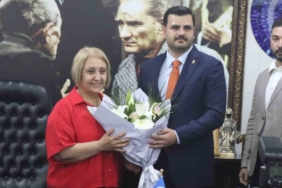 AK Parti Genel Sekreteri İnan, İlkay Çiçek'in partisine katılma çabasını açıkladı