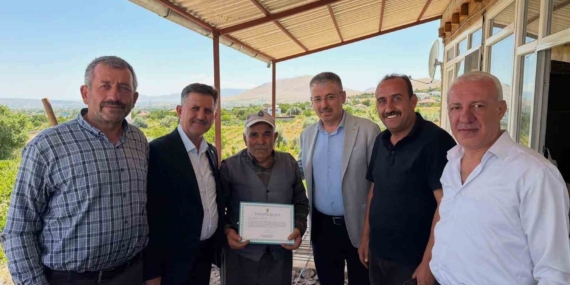 AK Parti Kayseri Teşkilatı 16 ilçede hane ziyaretleri yaptı