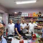AK PARTİ DENİZLİ ESNAFIN YANINDA