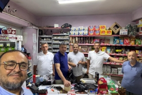 AK PARTİ DENİZLİ ESNAFIN YANINDA