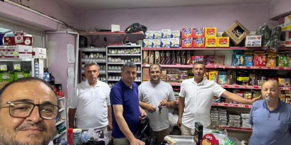 AK PARTİ DENİZLİ ESNAFIN YANINDA