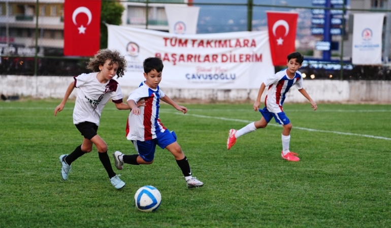 DENİZLİ BÜYÜKŞEHİRDEN ZAFER BAYRAMINA ÖZEL SPOR ŞÖLENİ