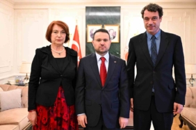 Adalet Bakanı Gürlek, Uğur Mumcu'nun Ailesiyle Bir Araya Geldi