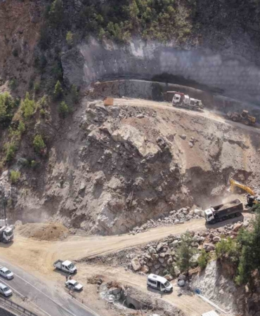 Adana'da Heyelan Islahı ve Tünel Projesi Başladı
