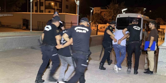 Adıyaman'da Kirveler suç örgütüne operasyon: 5 tutuklama
