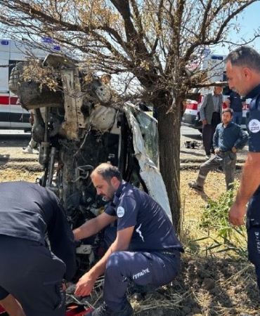 Adıyaman'da düğün yolunda kaza: 6 kişi yaralandı