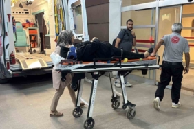 Adıyaman'da iki otomobil çarpıştı, 4 kişi yaralandı