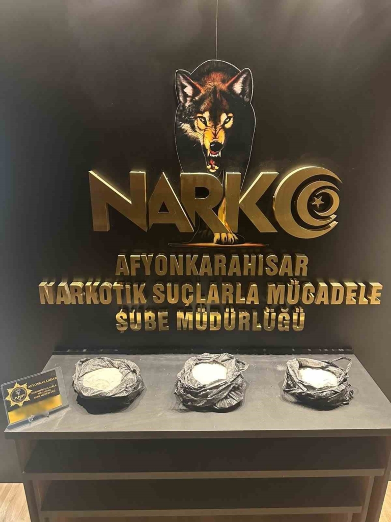 Afyonkarahisar'da 5 kilogram uyuşturucu ile yakalanan kişi tutuklandı