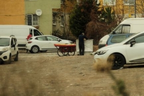 Afyonkarahisar'da otomobil ve hafif ticari araç çarpıştı, 8 yaralı