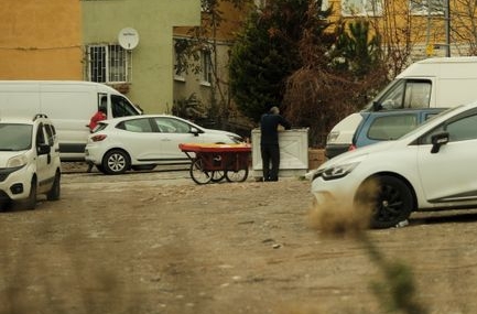 Afyonkarahisar'da otomobil ve hafif ticari araç çarpıştı, 8 yaralı
